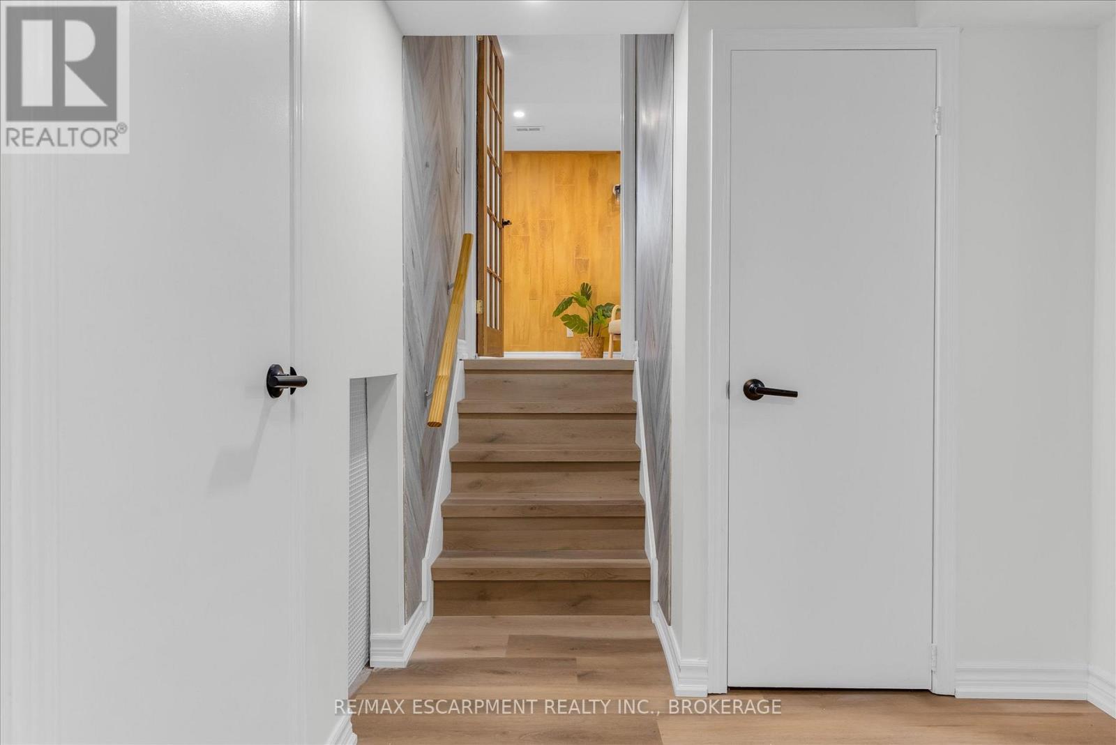 49 Grove Avenue, St. Catharines, Ontario  L2P 1C9 - Photo 28 - X13760614