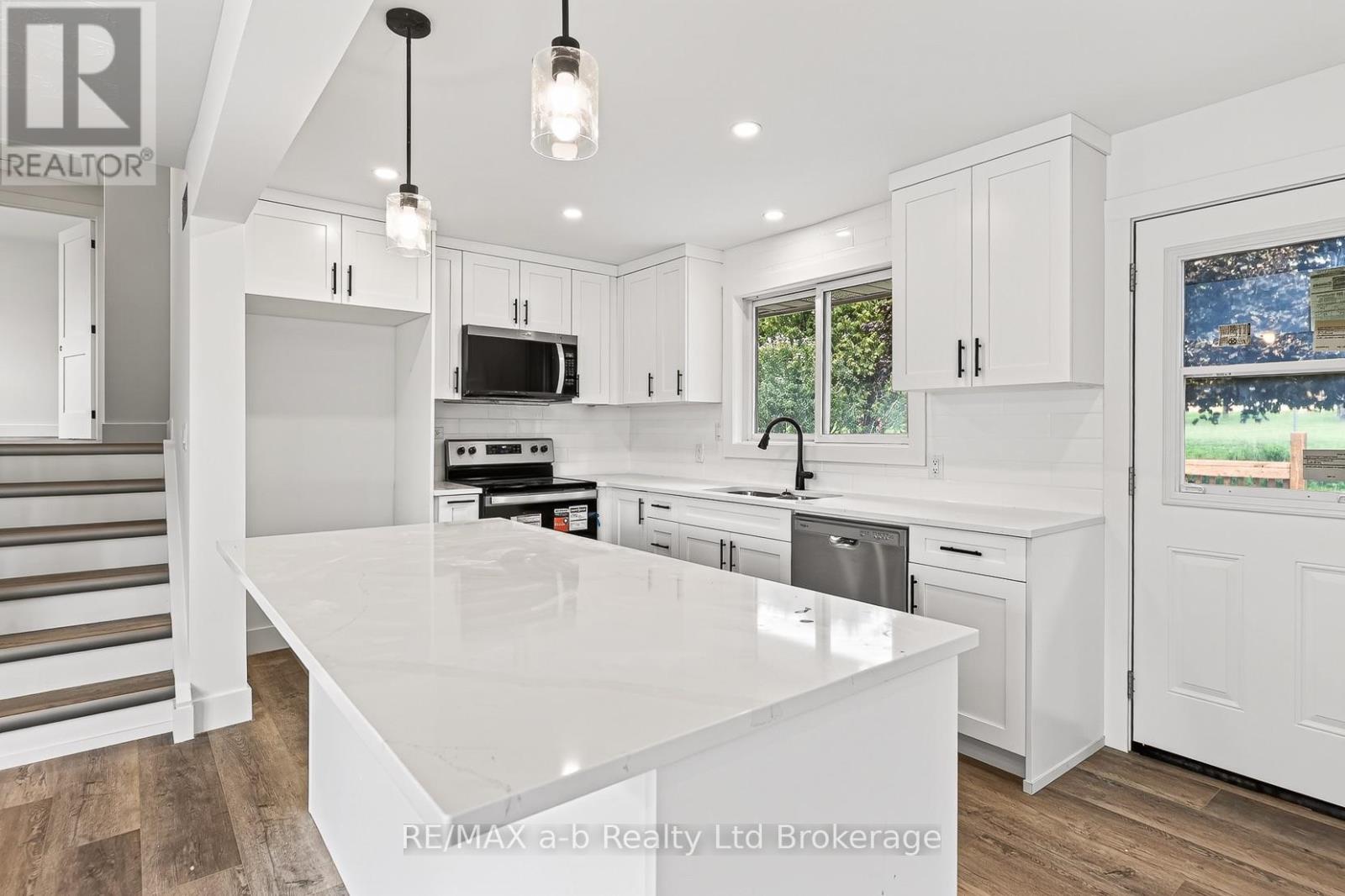 317 Russell Street, Woodstock, Ontario  N4S 2Z7 - Photo 4 - X13760692