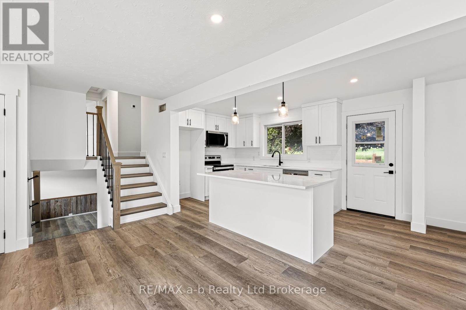 317 Russell Street, Woodstock, Ontario  N4S 2Z7 - Photo 5 - X13760692