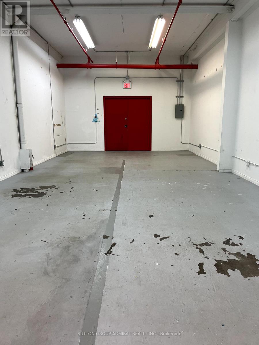 Studio 1 - 151 Sterling Road, Toronto, Ontario  M6R 2B2 - Photo 8 - C13760644