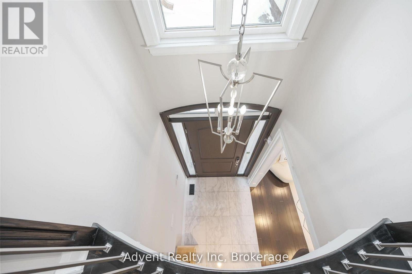 141 Connaught Avenue, Toronto, Ontario  M2M 1H3 - Photo 27 - C13760746