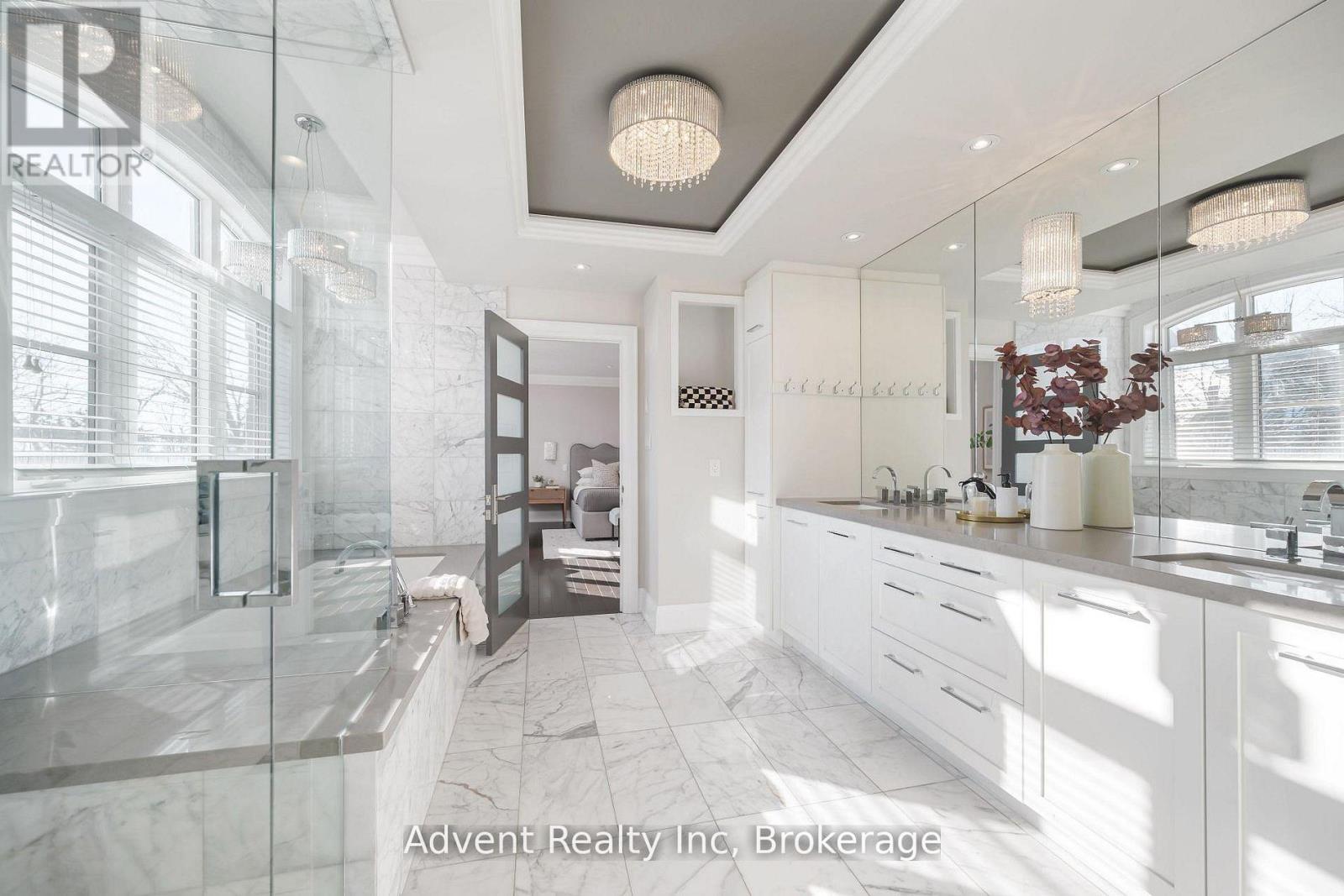 141 Connaught Avenue, Toronto, Ontario  M2M 1H3 - Photo 34 - C13760746