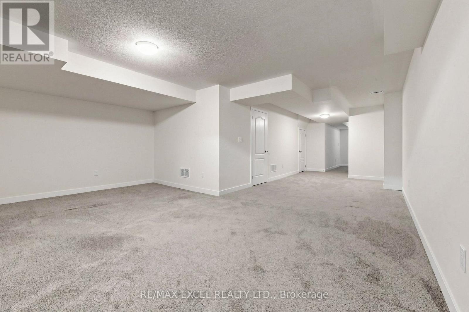 66 Mountainside Crescent, Whitby, Ontario  L1R 0P4 - Photo 44 - E13760662