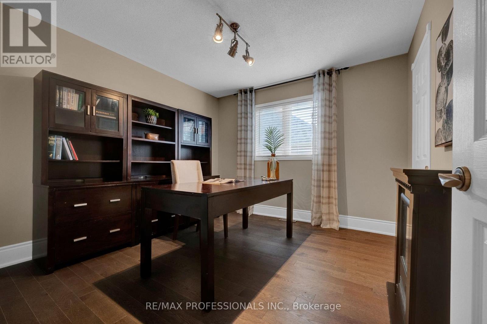 8 Shelter Bay Court, Whitby, Ontario  L1N 9P5 - Photo 21 - E13760694