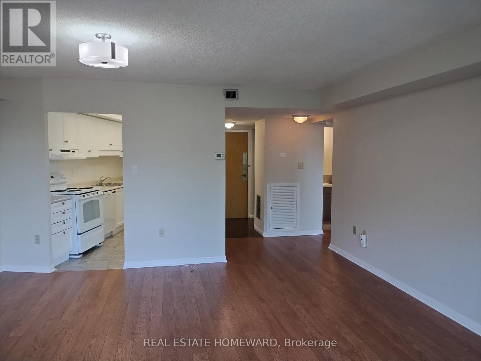 401 - 757 Victoria Pk Avenue, Toronto, Ontario  M4C 5N8 - Photo 6 - E13760768
