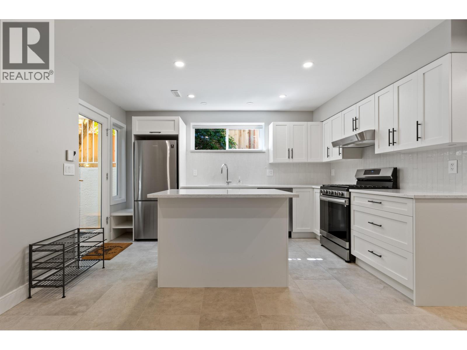 3373 Huntleigh Court, North Vancouver, British Columbia  V7H 1C9 - Photo 34 - R3163013
