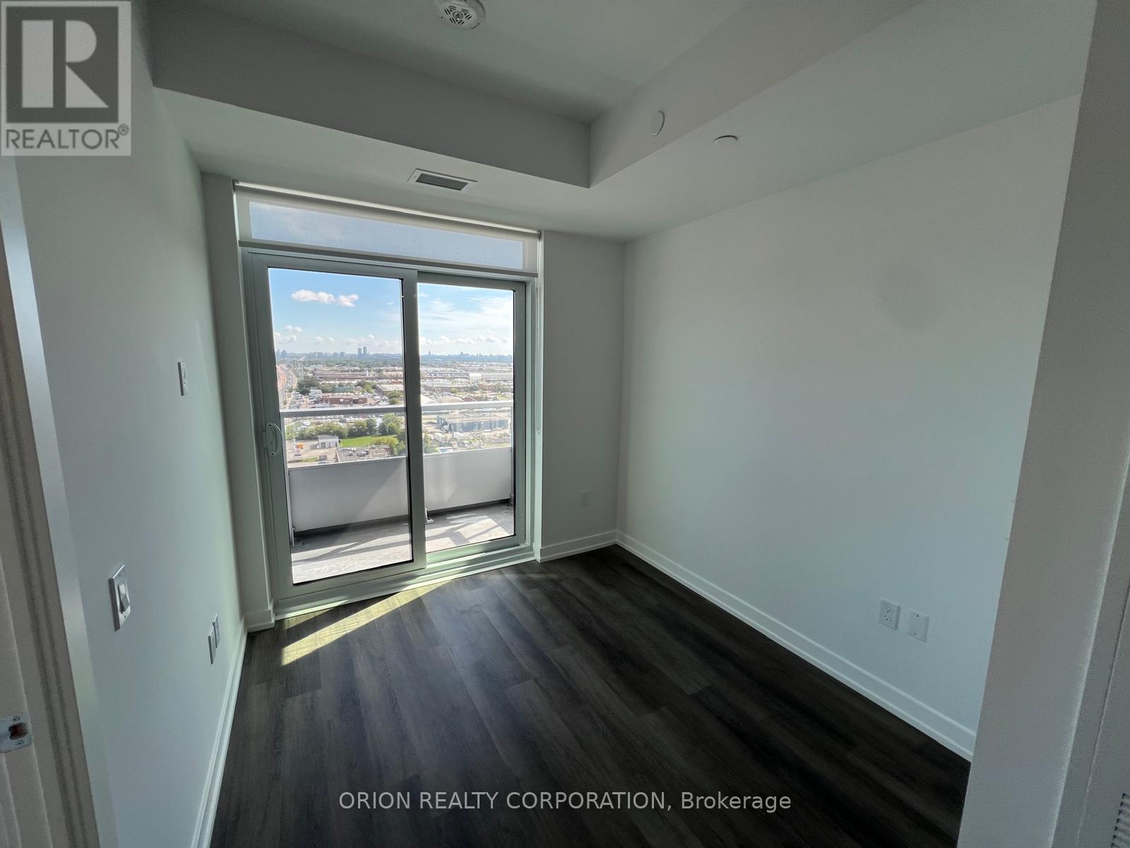 1502 - 5 Meadowdale Road, Vaughan (Vaughan Corporate Centre), Ontario  L4K 0C7 - Photo 5 - N13760664