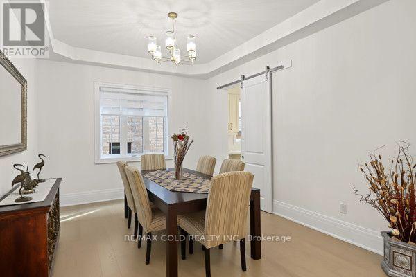 81 Kinburn Crescent, Vaughan, Ontario  L3L 0E9 - Photo 10 - N13760676