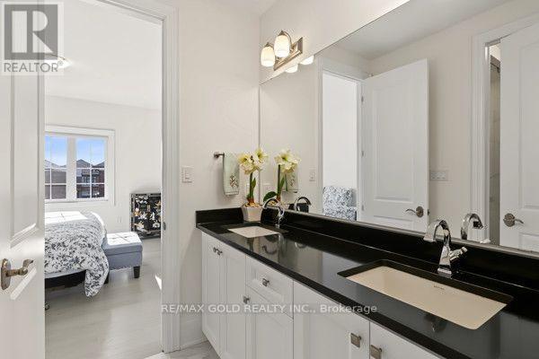 81 Kinburn Crescent, Vaughan, Ontario  L3L 0E9 - Photo 38 - N13760676