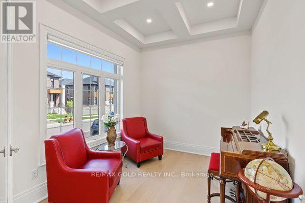 81 Kinburn Crescent, Vaughan, Ontario  L3L 0E9 - Photo 6 - N13760676