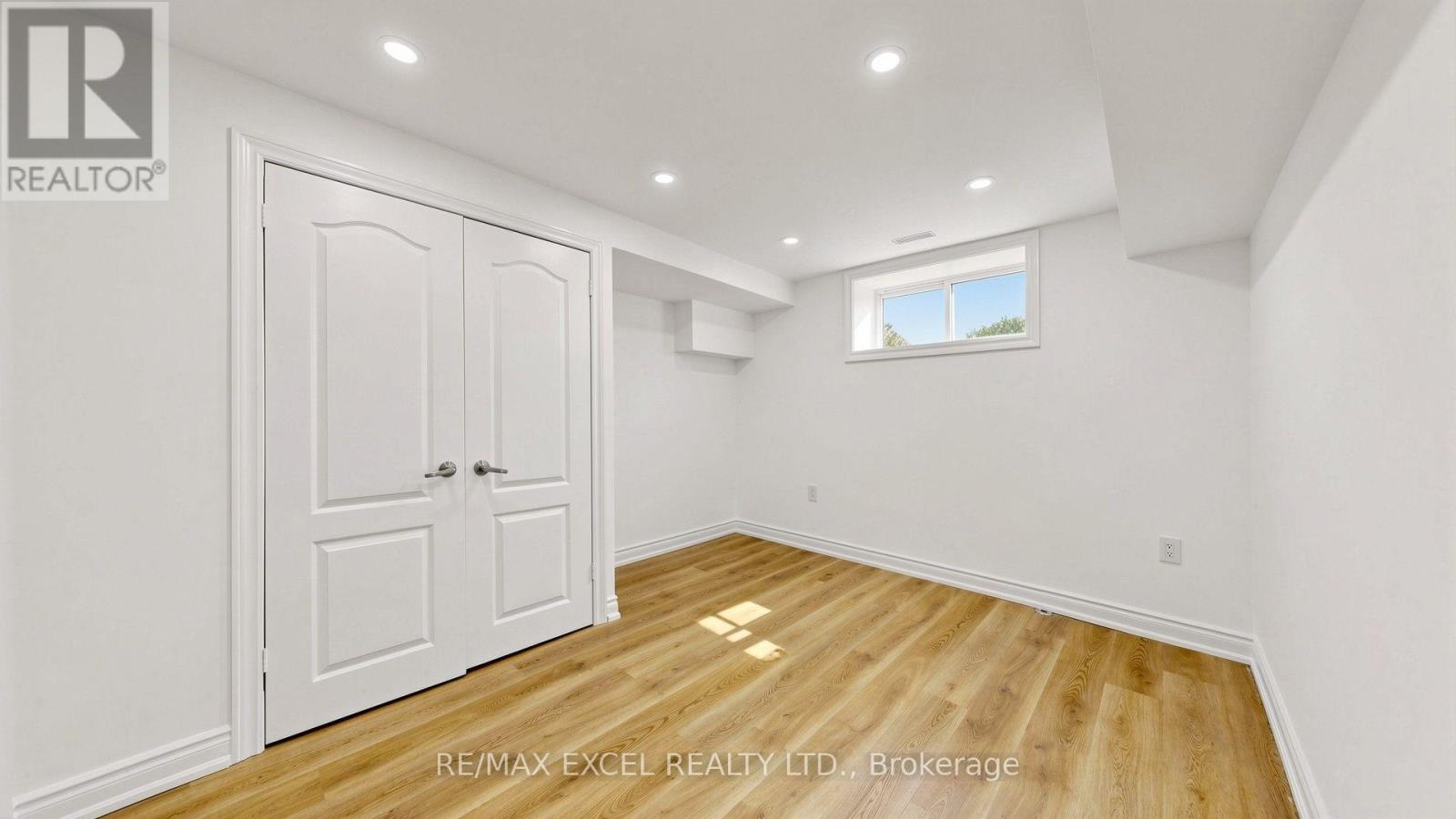 332 Dixon Boulevard, Newmarket, Ontario  L3Y 4V6 - Photo 32 - N13760728