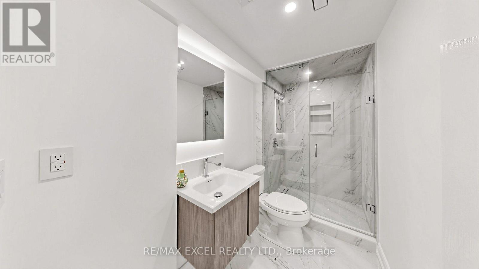 332 Dixon Boulevard, Newmarket, Ontario  L3Y 4V6 - Photo 36 - N13760728