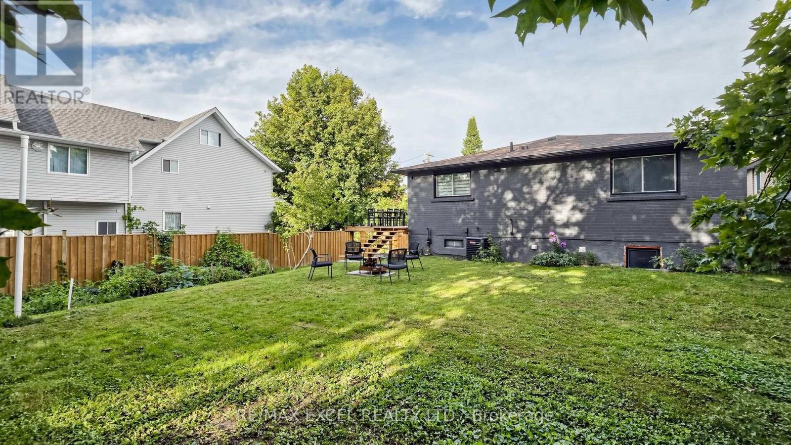 332 Dixon Boulevard, Newmarket, Ontario  L3Y 4V6 - Photo 44 - N13760728