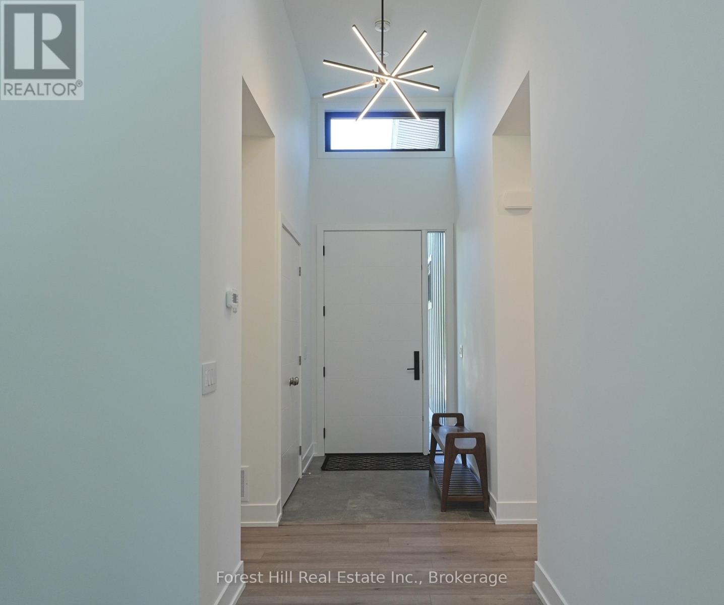 29 Niagara Street N, Collingwood, Ontario  L9Y 3X1 - Photo 3 - S13760652