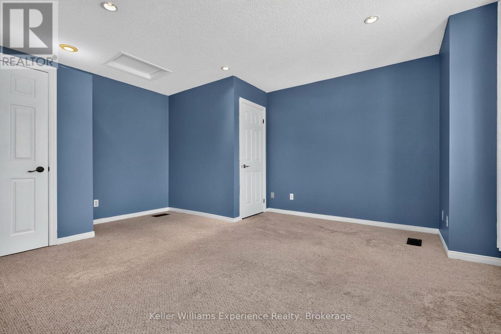 7 Golds Crescent, Barrie (Holly), Ontario L4N 8R2 - Photo 21 - S13760766