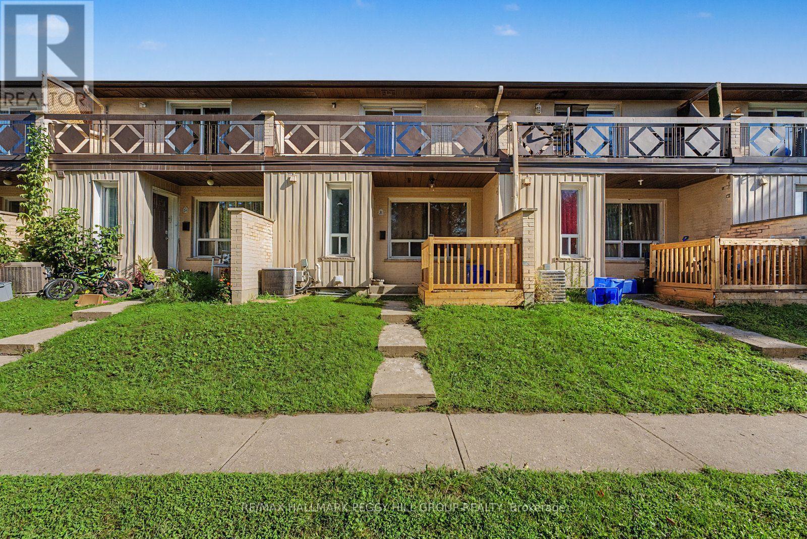 25 - 275 Blake Street, Barrie (North Shore), Ontario  L4M 1K7 - Photo 1 - S13760698