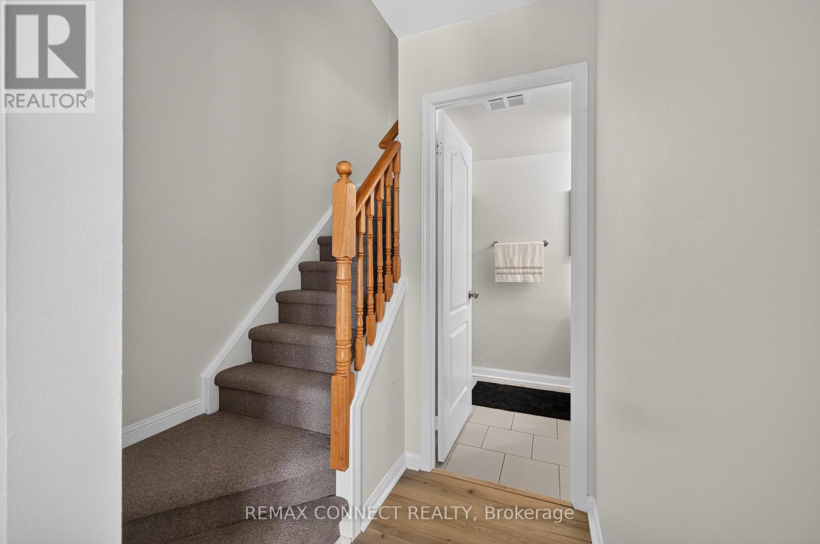 7b Crawford Street, Toronto, Ontario  M6K 3M3 - Photo 11 - C13759968