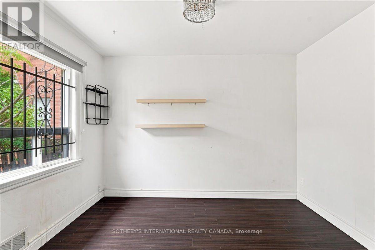 782 Marlee Avenue, Toronto, Ontario  M6B 3J9 - Photo 11 - W13760792
