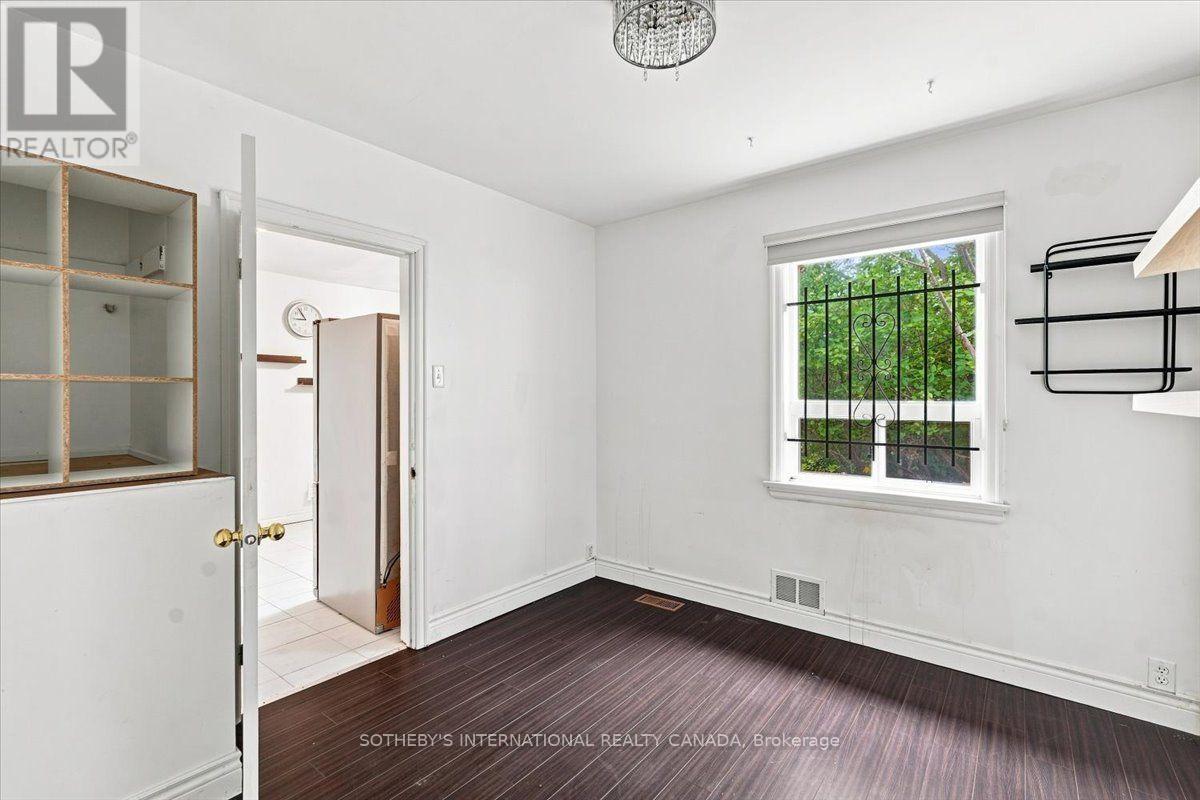 782 Marlee Avenue, Toronto, Ontario  M6B 3J9 - Photo 12 - W13760792