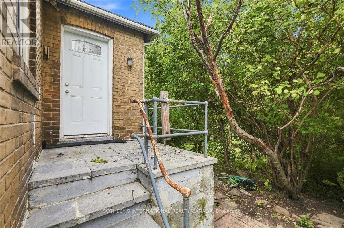 782 Marlee Avenue, Toronto, Ontario  M6B 3J9 - Photo 27 - W13760792
