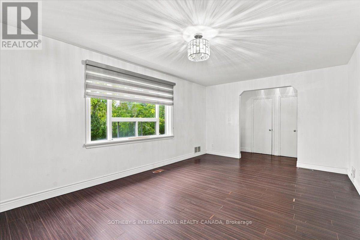 782 Marlee Avenue, Toronto, Ontario  M6B 3J9 - Photo 5 - W13760792