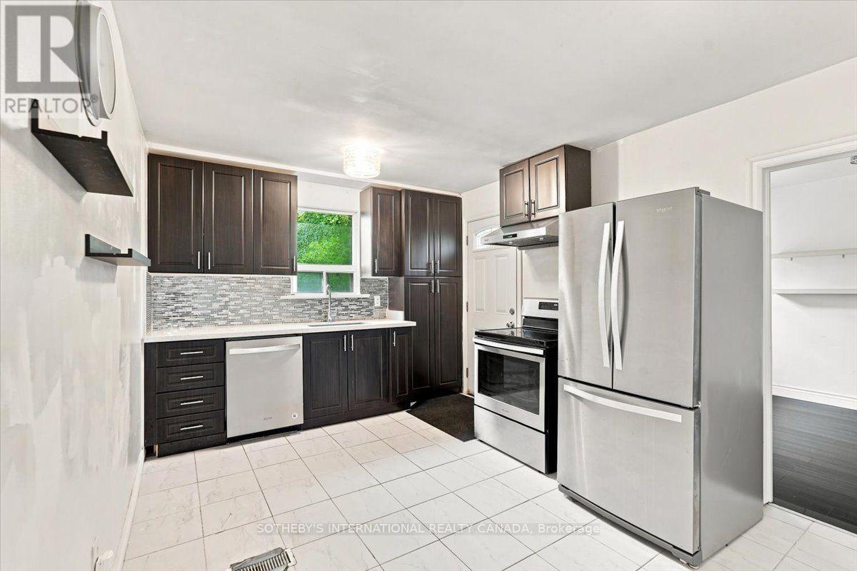 782 Marlee Avenue, Toronto, Ontario  M6B 3J9 - Photo 8 - W13760792