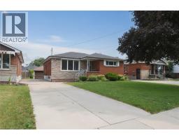 19 NOVA Drive, Hamilton, Ontario