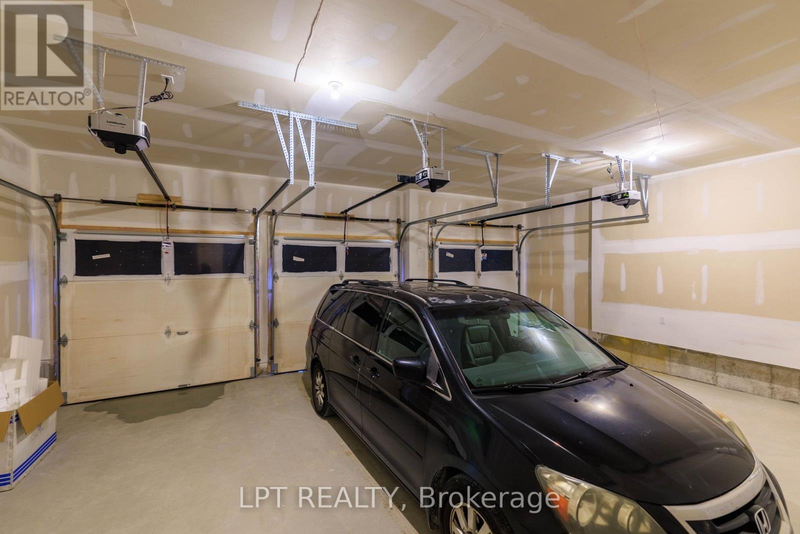 32 Max Bulmer Court, Georgina, Ontario L3X 3J9 - Photo 43 - N13758534