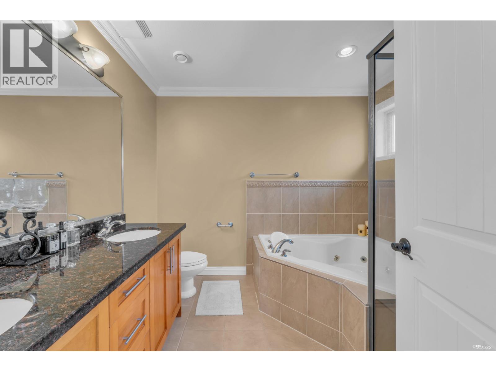 5325 Gilpin Street, Burnaby, British Columbia  V5G 2H8 - Photo 18 - R3161152