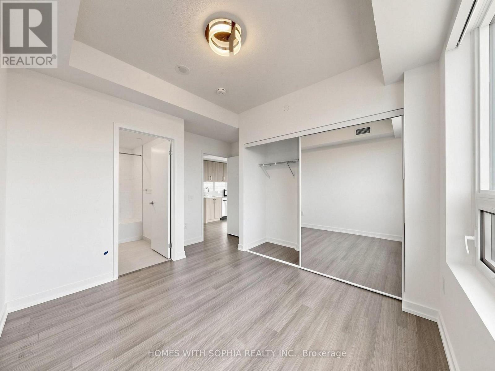 1910 - 4010 Eglinton Avenue W, Toronto, Ontario  M9A 0G5 - Photo 21 - W13750166