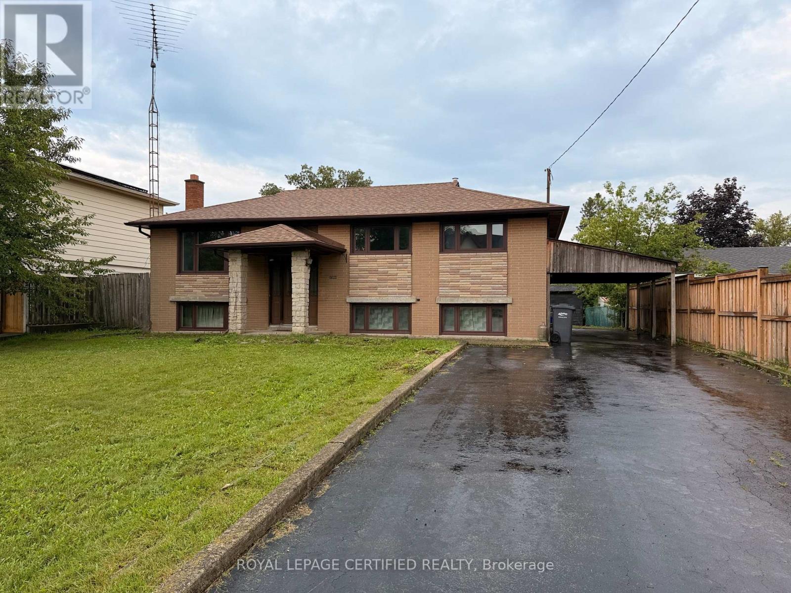 1398 WREN AVENUE, Oakville, Ontario