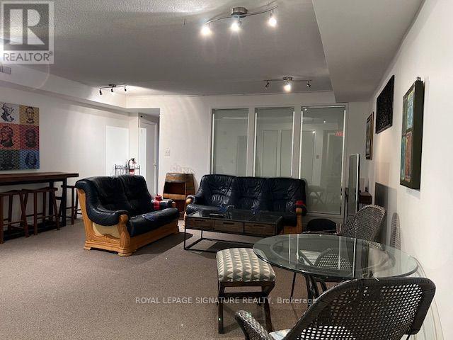 Lower - 208 Carlton Street, Toronto, Ontario  M5A 2L1 - Photo 10 - C13757312