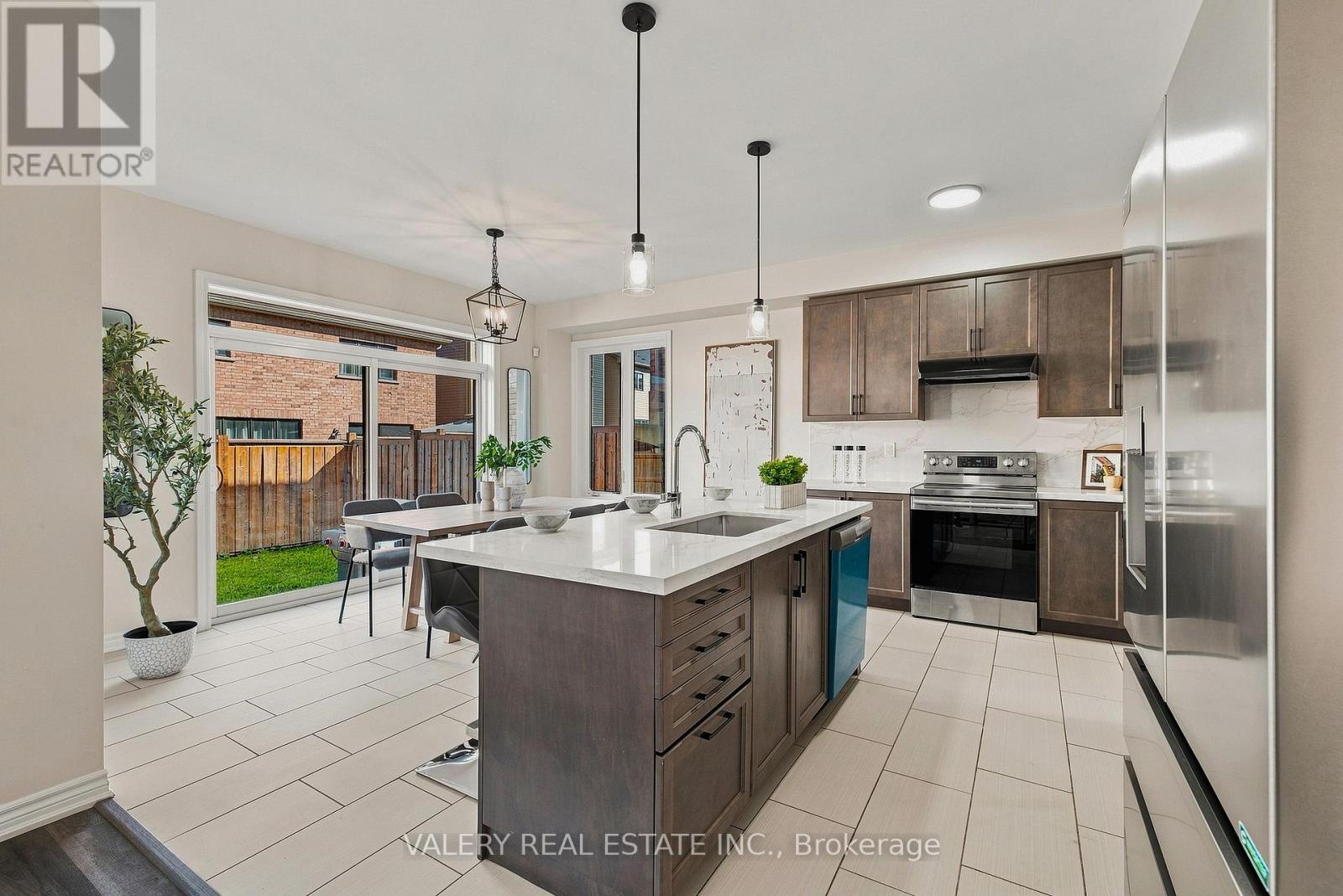 32 Montrose Avenue, Haldimand, Ontario  N3W 0B9 - Photo 8 - X13760622