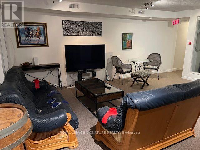 Lower - 208 Carlton Street, Toronto, Ontario  M5A 2L1 - Photo 16 - C13757314