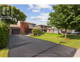 10 LORRAINE CRESCENT, Brampton, Ontario