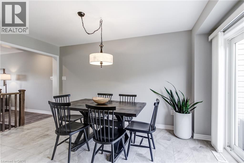 230 Avonsyde Boulevard Unit# 3, Waterdown, Ontario  L8B 1T9 - Photo 18 - 40861541