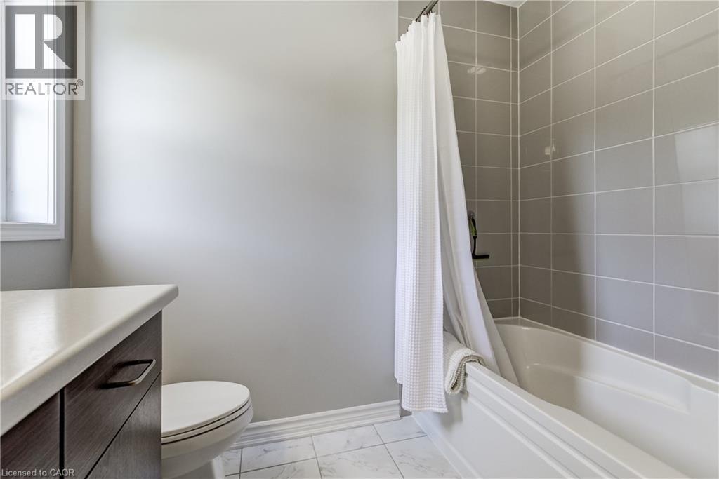 230 Avonsyde Boulevard Unit# 3, Waterdown, Ontario  L8B 1T9 - Photo 36 - 40861541