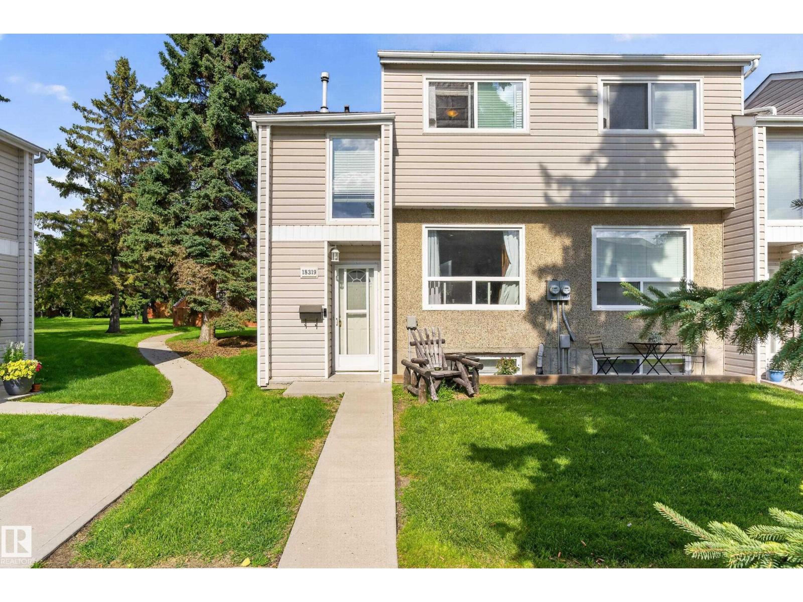 18319 93 AV NW, Edmonton, Alberta