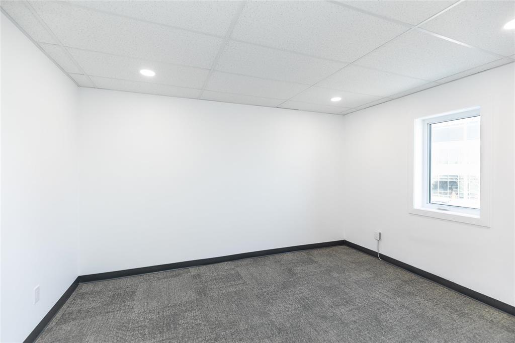 201 344 Main Street, Steinbach, Manitoba  R5G 1Z1 - Photo 10 - 202622117