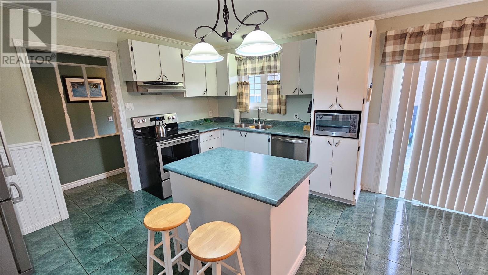 802 Spruce Street, Labrador City — photo 8