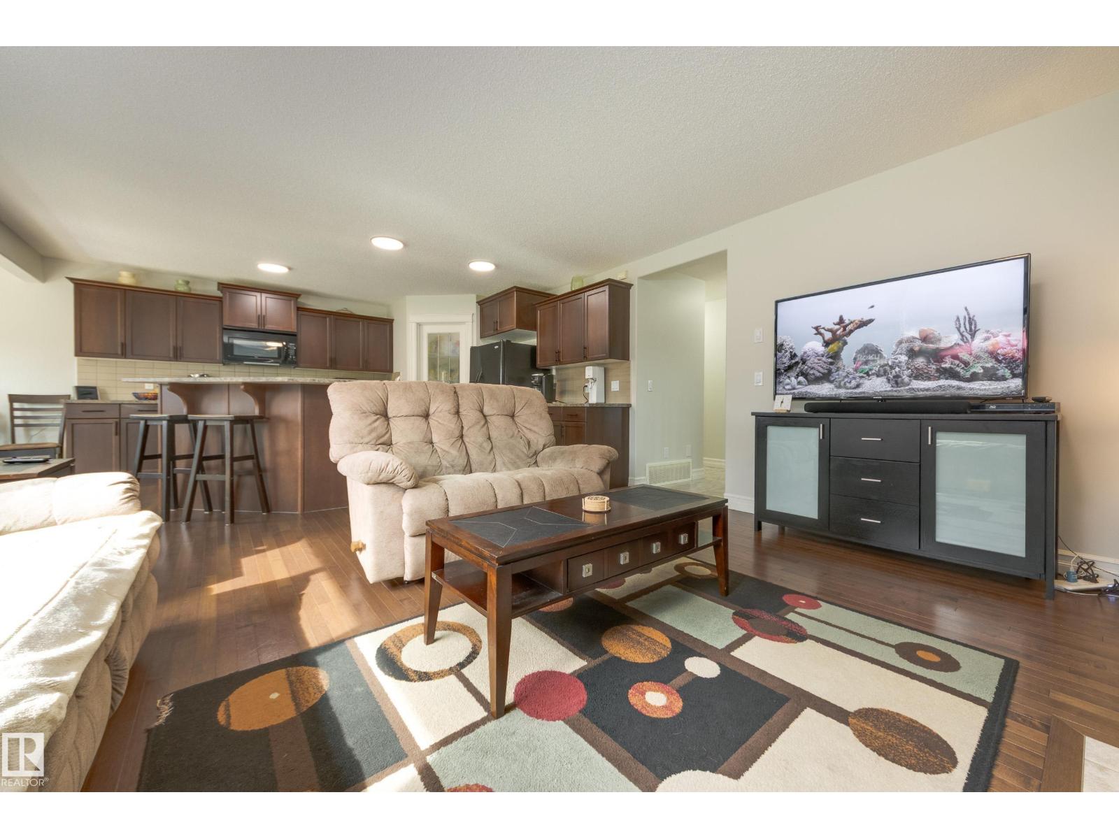 6303 18 Av SW, Edmonton, Alberta  T6X 0S1 - Photo 7 - E4507700