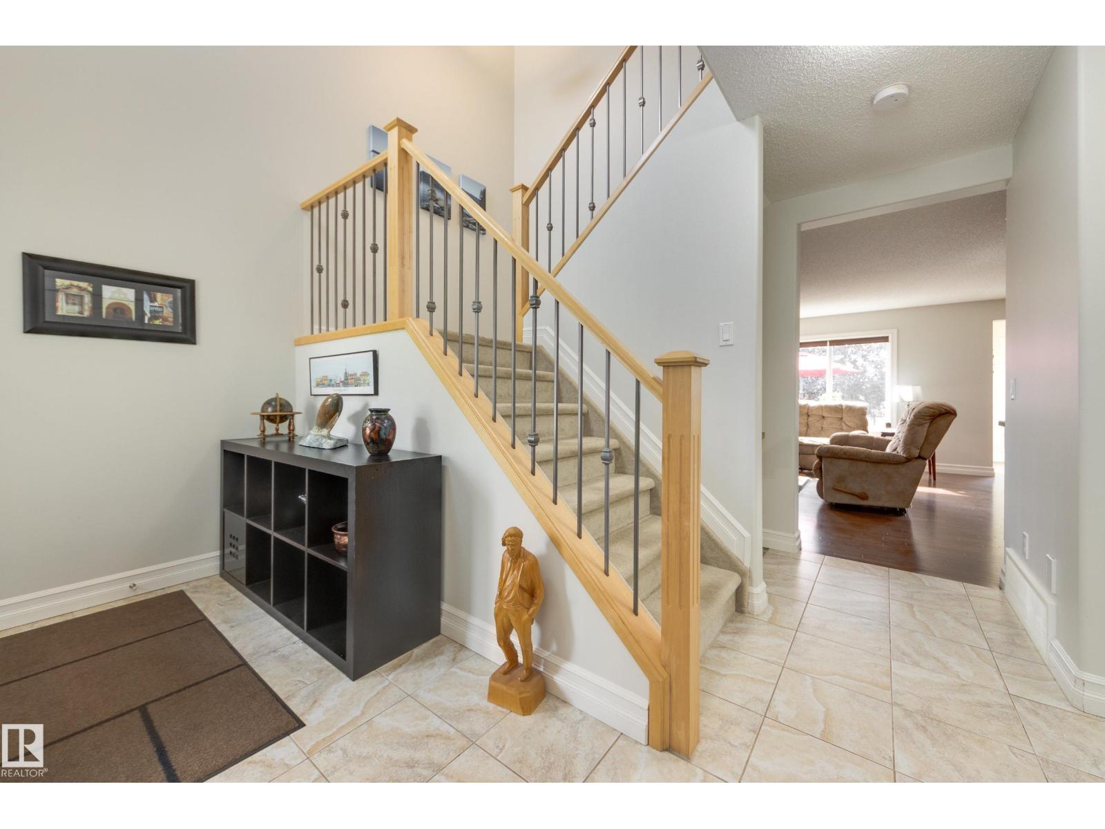 6303 18 Av SW, Edmonton, Alberta  T6X 0S1 - Photo 4 - E4507700