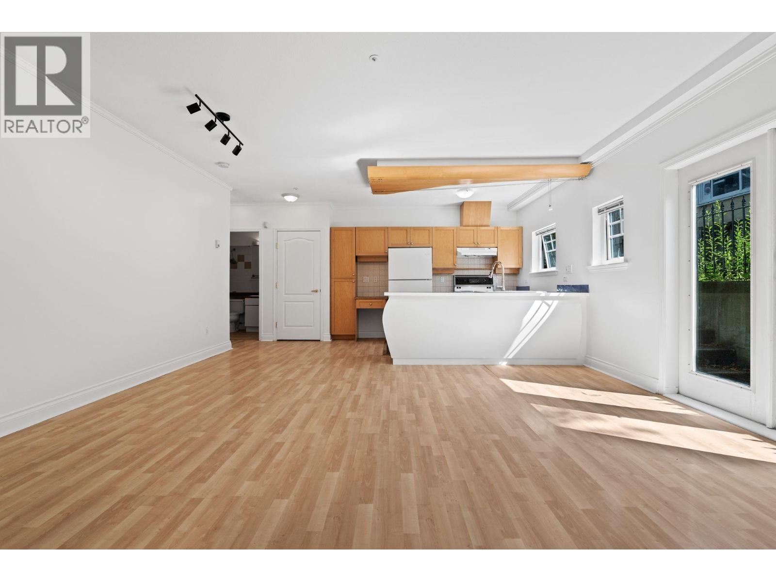 3027 W 7th Avenue, Vancouver, British Columbia V6K 1Z7 - Photo 12 - R3146709