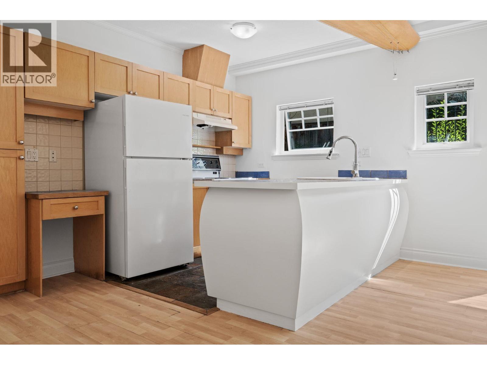 3027 W 7th Avenue, Vancouver, British Columbia V6K 1Z7 - Photo 10 - R3146709