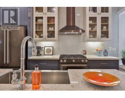 316 BROCK AVENUE, Toronto, Ontario