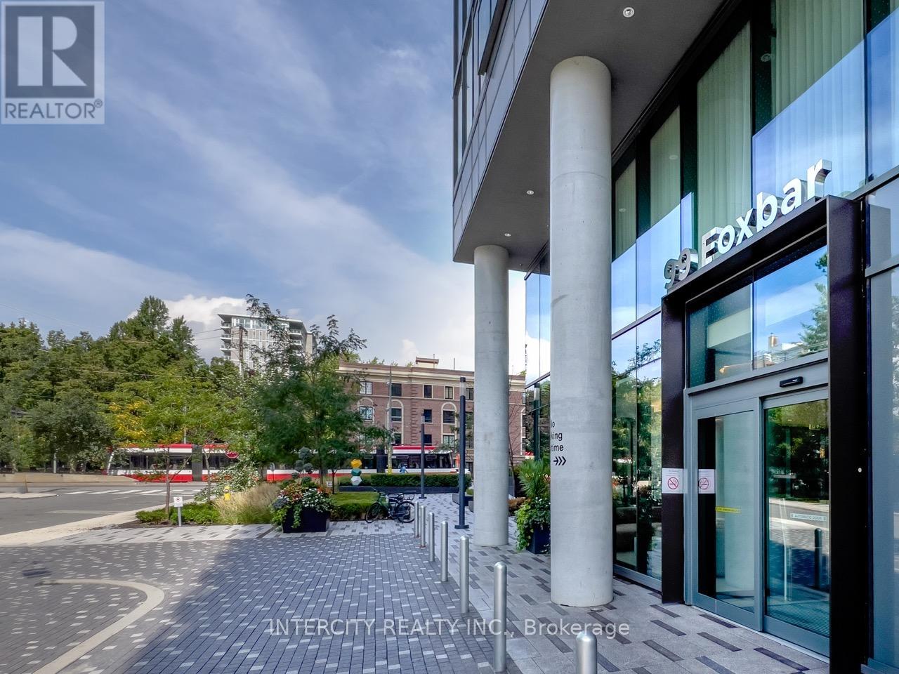 1608 - 99 Foxbar Road, Toronto, Ontario  M4V 0B2 - Photo 4 - C13760350