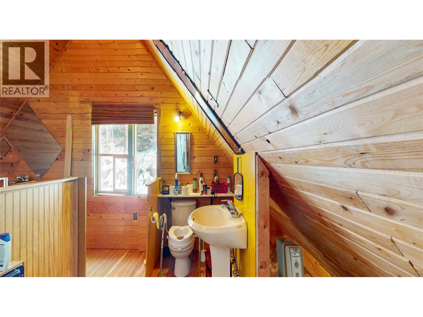32 Waldie Road, Kimberley, British Columbia V1A 2L5 - Photo 18 - 10399712