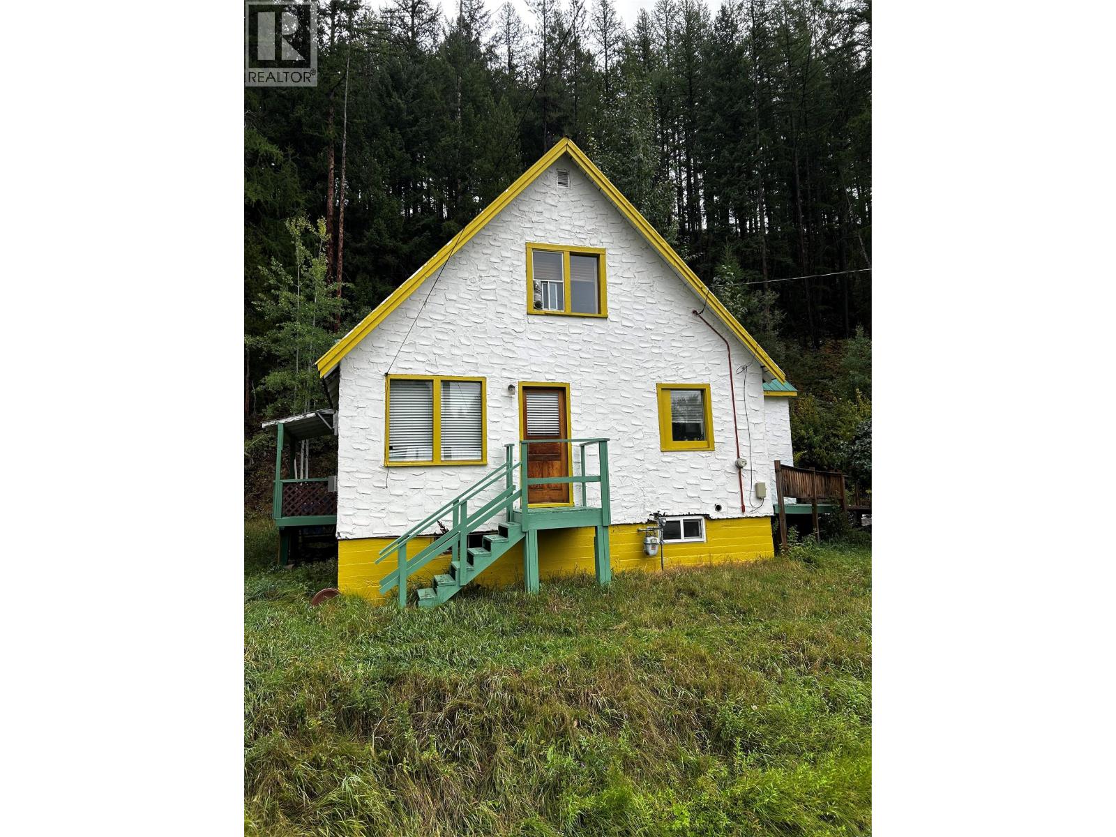 32 Waldie Road, Kimberley, British Columbia V1A 2L5 - Photo 2 - 10399712