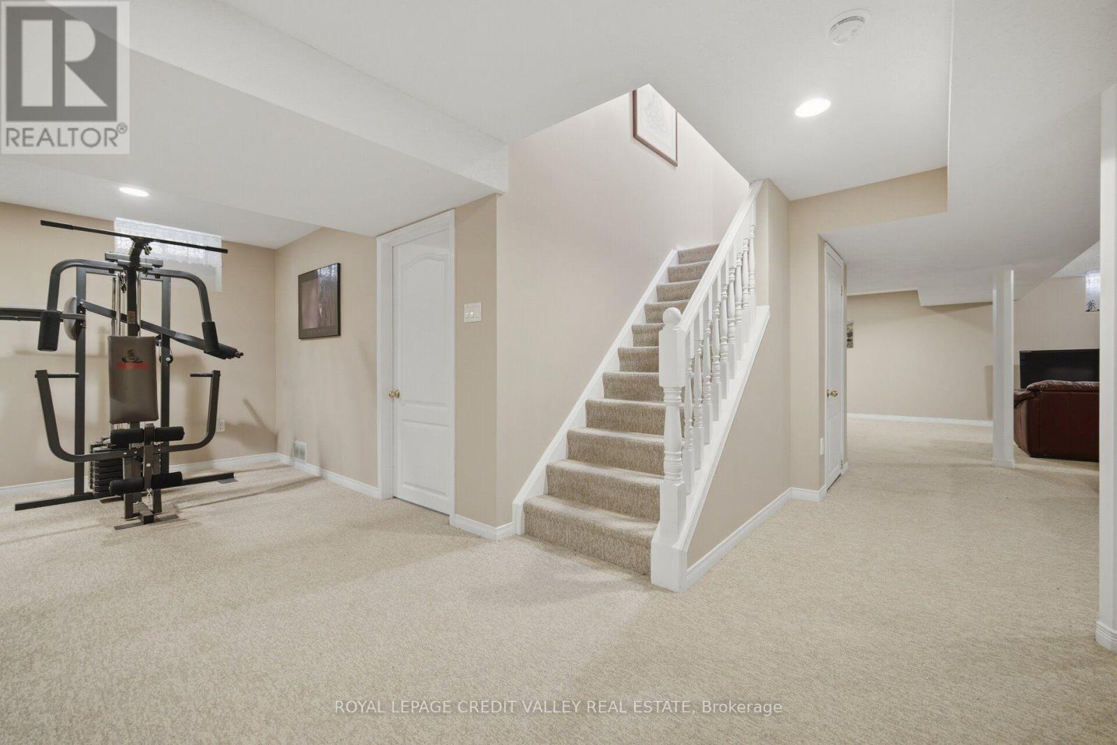 8 Livingston Drive, Caledon, Ontario L7C 1A7 - Photo 30 - W13747338
