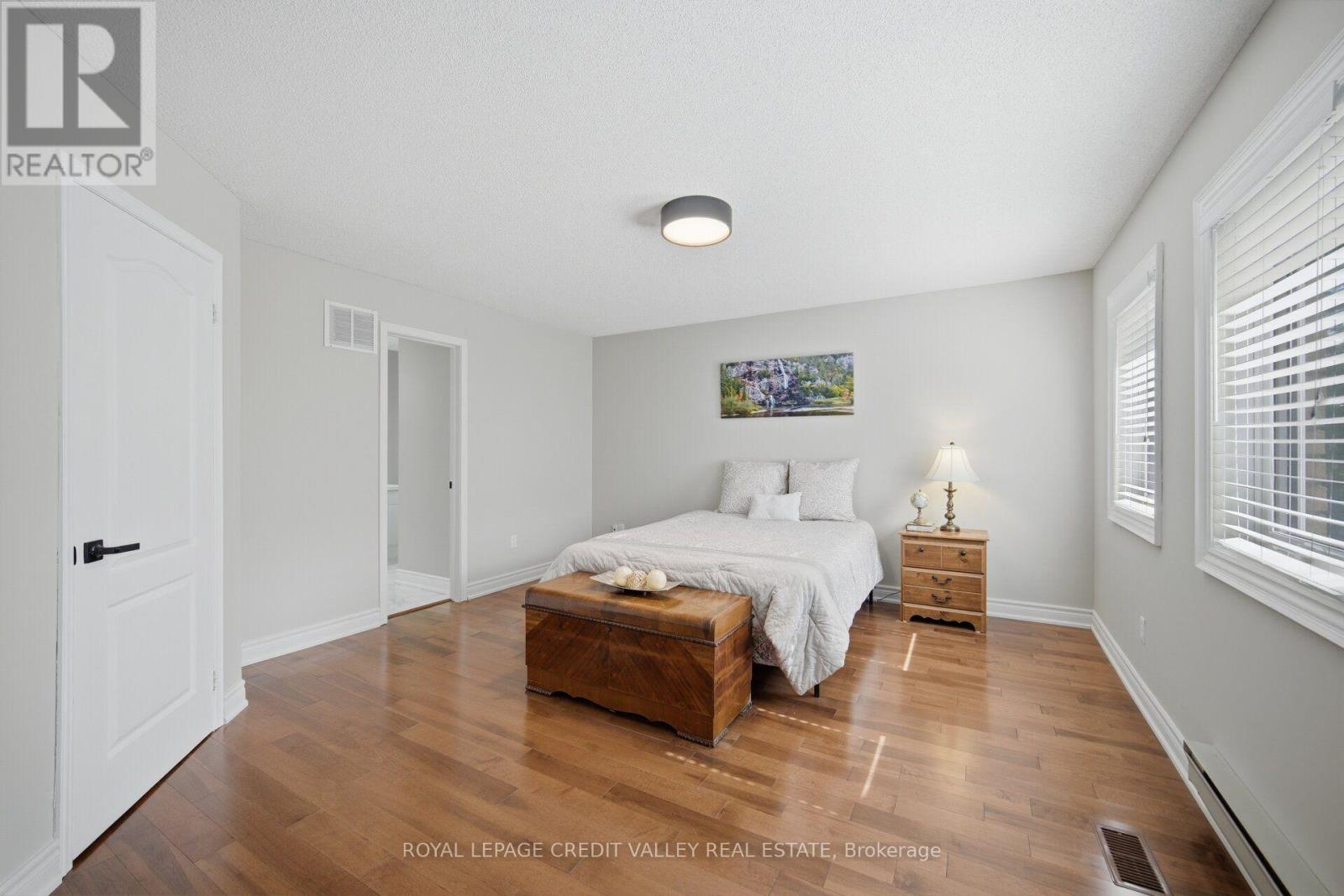 8 Livingston Drive, Caledon, Ontario L7C 1A7 - Photo 26 - W13747338